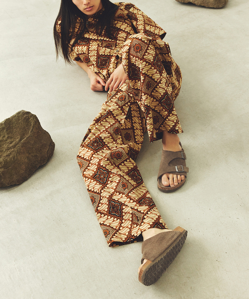 BIRKENSTOCK（ビルケンシュトック）の「BIRKENSTOCK / ビルケン 別注 チューリッヒ コンクリートグレー ナロー（サンダル・メンズ・チャコールグレー・39/40/41/42/43）」の9枚目の写真