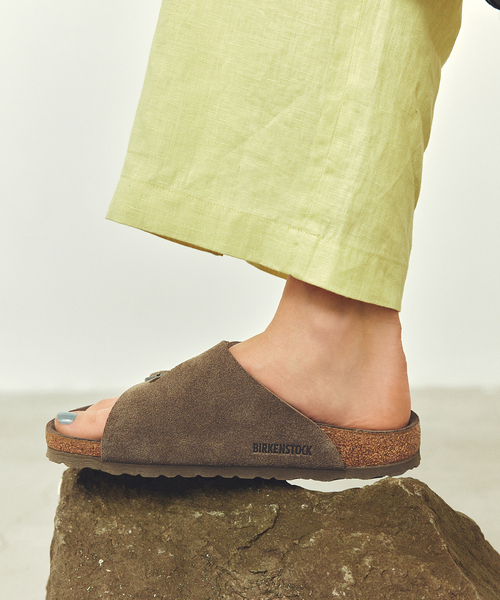 BIRKENSTOCK（ビルケンシュトック）の「BIRKENSTOCK / ビルケン 別注 チューリッヒ コンクリートグレー ナロー（サンダル・メンズ・チャコールグレー・39/40/41/42/43）」の13枚目の写真