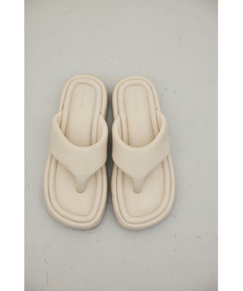 STYLEMIXER(スタイルミキサー)の「プラットフォームトングサンダル(サンダル・レディース・ライトベージュ/ブラック・LARGE/MEDIUM/SMALL)」の4枚目の写真