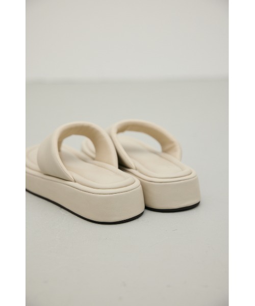 STYLEMIXER(スタイルミキサー)の「プラットフォームトングサンダル(サンダル・レディース・ライトベージュ/ブラック・LARGE/MEDIUM/SMALL)」の8枚目の写真