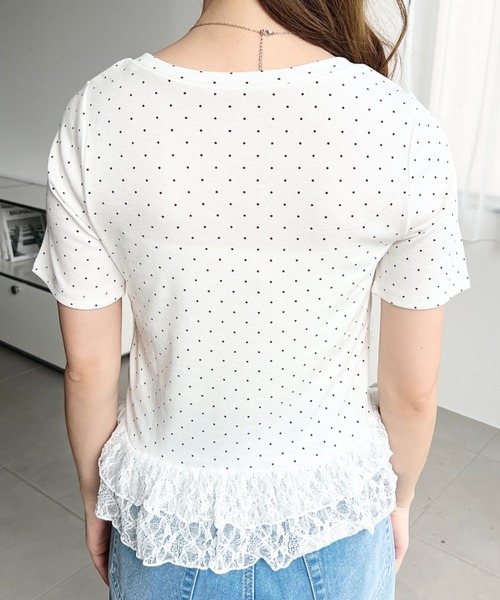 moment+(モーメントプラス)の「裾フリルレース半袖カットソー(Tシャツ/カットソー・レディース・杢グレー/ブラック系その他/ホワイト系その他/オフホワイト/ブラック/イエロー・M)」の19枚目の写真