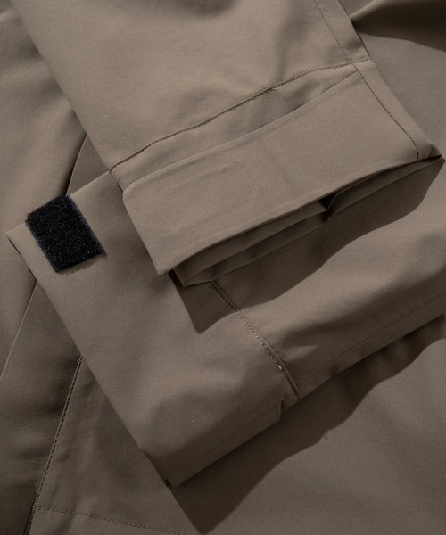 S'more(スモア)の「3-layer shell jacket(マウンテンパーカー・メンズ・ライトカーキ/ネイビー・X-LARGE/LARGE/MEDIUM/SMALL/WS)」の12枚目の写真