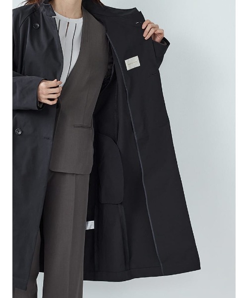 Perfect Suit FActory(パーフェクトスーツファクトリー)の「スプリングトレンチコート ベージュ/ネイビー(トレンチコート・レディース・ベージュ/ネイビー・M/S)」の15枚目の写真