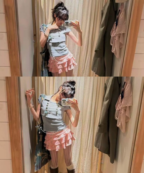 Girly Doll(ガーリードール)の「ナポレオンボタンレイヤードトップス(Tシャツ/カットソー・レディース・グレー・M/S)」の8枚目の写真
