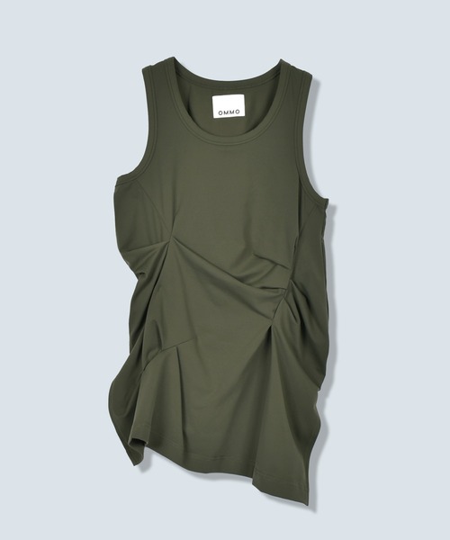OMMO(オーエムエムオー)の「LINE SLIT TUCK TOP(Tシャツ/カットソー・レディース・ホワイト/ブラック/カーキ・FREE/38)」の9枚目の写真