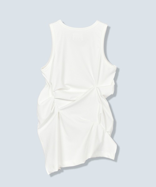 OMMO(オーエムエムオー)の「LINE SLIT TUCK TOP(Tシャツ/カットソー・レディース・ホワイト/ブラック/カーキ・FREE/38)」の16枚目の写真