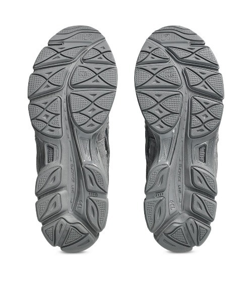 ASICS(アシックス)の「ASICS GEL-NYC(アシックス ジェル・エヌワイシー)(スニーカー・メンズ・グレー系・23cm/24.5cm)」の6枚目の写真