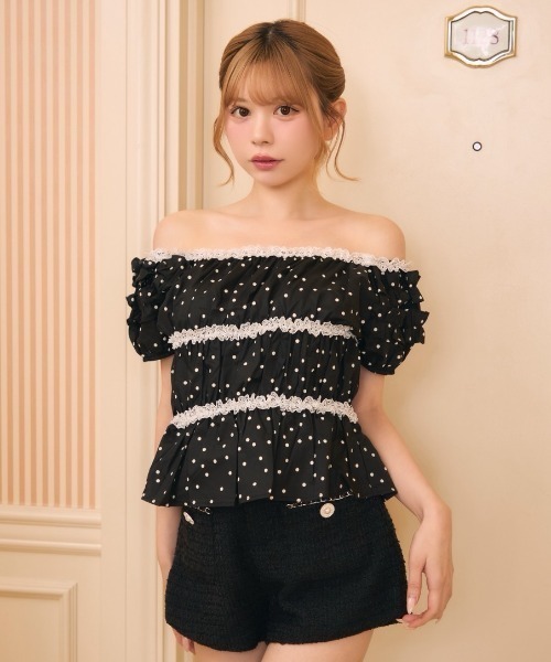 TITTY&CO.(ティティーアンドコー)の「ドットフリルギャザーブラウス(シャツ/ブラウス・レディース・ホワイト/ブラック・FREE)」の14枚目の写真