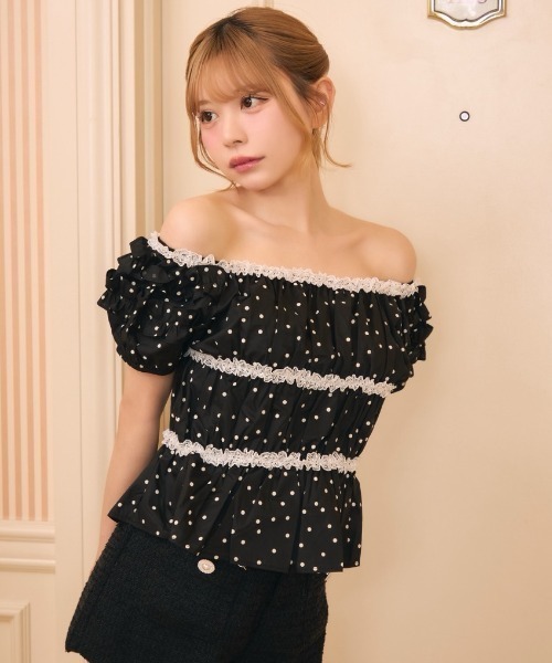 TITTY&CO.(ティティーアンドコー)の「ドットフリルギャザーブラウス(シャツ/ブラウス・レディース・ホワイト/ブラック・FREE)」の17枚目の写真