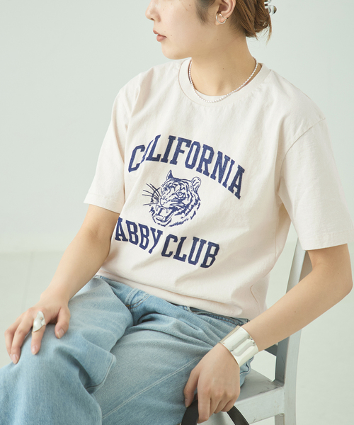 MIXTA(ミクスタ)の「MIXTA/ミクスタ CALIFORNIA TABBY CLUB CREW Tシャツ(Tシャツ/カットソー・レディース・ブラック/アイボリー・MEDIUM)」の2枚目の写真