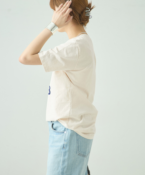 MIXTA(ミクスタ)の「MIXTA/ミクスタ CALIFORNIA TABBY CLUB CREW Tシャツ(Tシャツ/カットソー・レディース・ブラック/アイボリー・MEDIUM)」の11枚目の写真