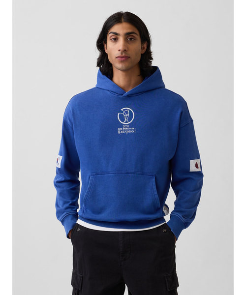 GAP(ギャップ)の「FIFA WORLD CUP(TM) ヴィンテージソフト フレンチテリー オーバーサイズ パーカー(パーカー・メンズ・ネイビー/ブルー/ブラック/ブルー系その他/グリーン/グリーン系その他/レッド/グレー・M/L/XL/XS/S)」の21枚目の写真