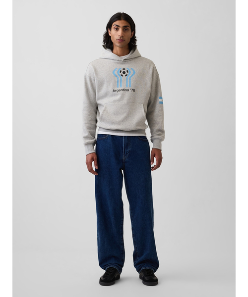 GAP(ギャップ)の「FIFA WORLD CUP(TM) ヴィンテージソフト フレンチテリー オーバーサイズ パーカー(パーカー・メンズ・ネイビー/ブルー/ブラック/ブルー系その他/グリーン/グリーン系その他/レッド/グレー・M/L/XL/XS/S)」の22枚目の写真