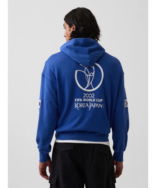 GAP(ギャップ)の「FIFA WORLD CUP(TM) ヴィンテージソフト フレンチテリー オーバーサイズ パーカー(パーカー・メンズ・ネイビー/ブルー/ブラック・M/L/XL)」の3枚目の写真