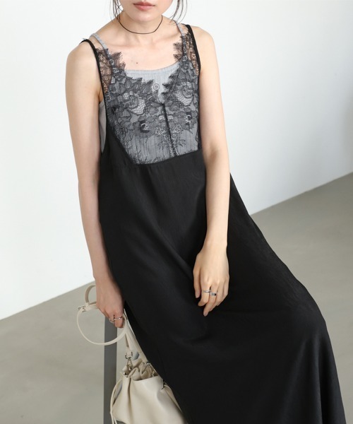 Bab(バブ)の「【サイズ展開あり】レーススカラップマットサテンキャミワンピース(ワンピース・レディース・ブラック/アイボリー・M/S)」の1枚目の写真