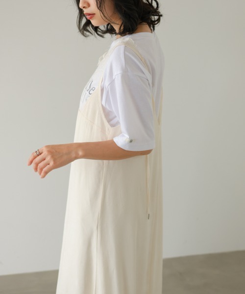 Bab(バブ)の「【サイズ展開あり】レーススカラップマットサテンキャミワンピース(ワンピース・レディース・ブラック/アイボリー・M/S)」の10枚目の写真