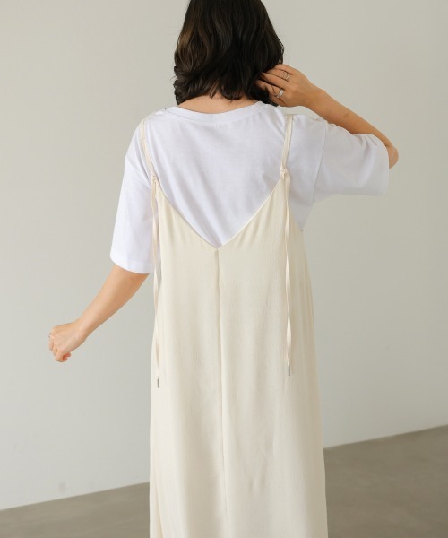 Bab(バブ)の「【サイズ展開あり】レーススカラップマットサテンキャミワンピース(ワンピース・レディース・ブラック/アイボリー・M/S)」の12枚目の写真