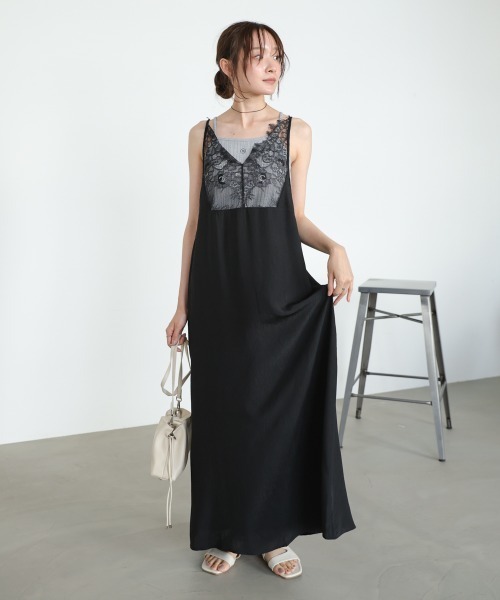 Bab(バブ)の「【サイズ展開あり】レーススカラップマットサテンキャミワンピース(ワンピース・レディース・ブラック/アイボリー・M/S)」の4枚目の写真