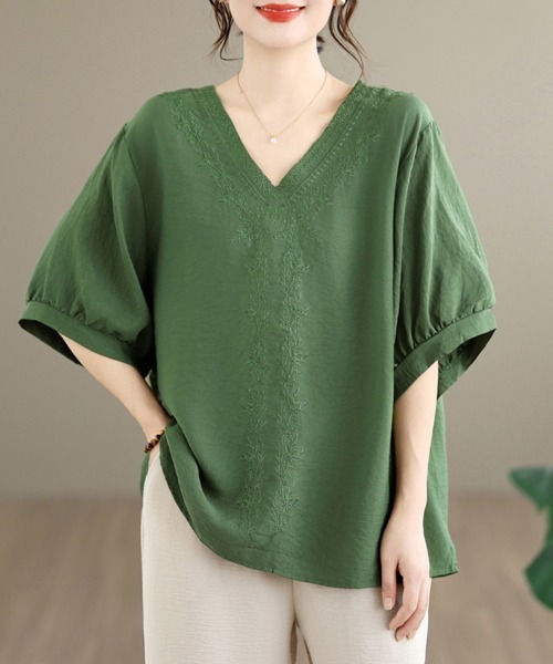 ONEP STAR（ワンピスター）の「刺繍風Vネック半袖トップス（シャツ/ブラウス・レディース・ブラック/ホワイト/グリーン/ブルー・FREE）」の16枚目の写真