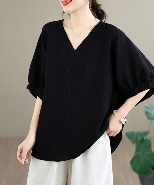 ONEP STAR（ワンピスター）の「刺繍風Vネック半袖トップス（シャツ/ブラウス・レディース・ブラック/ホワイト/グリーン/ブルー・FREE）」の10枚目の写真