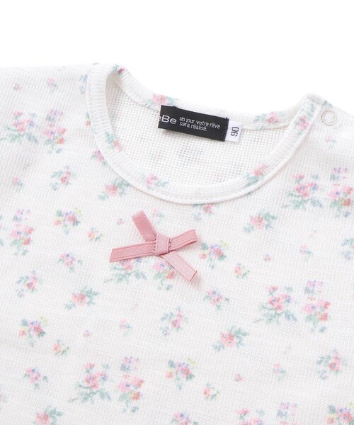 BeBe（ベベ）の「花柄ワッフル半袖Tシャツ+ヒラミニスカパン+ヘアバンドセット(80~90cm)（その他ベビーウェア・キッズ・ピンク系その他/ブルー系その他・90cm/80ｃｍ）」の8枚目の写真