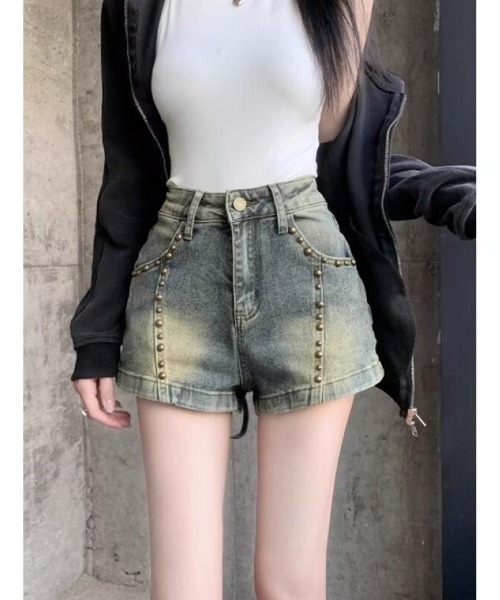 Ritzy(リッツィー)の「ヴィンテージサイドメタルリベットデニムパンツ(デニムパンツ・レディース・サックスブルー・M)」の1枚目の写真