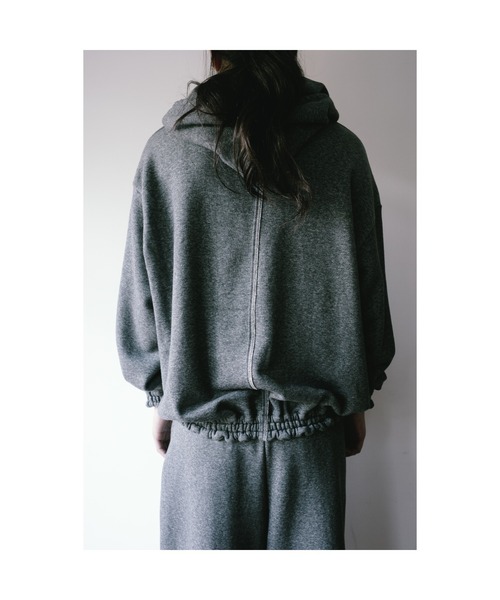 SHINYAKOZUKA（シンヤコヅカ）の「ordinary home 40's hoodie(ISSUE#9)（パーカー・メンズ・ブラック/チャコール/ヘザーグレー・X-SMALL/SMALL/MEDIUM/LARGE）」の14枚目の写真