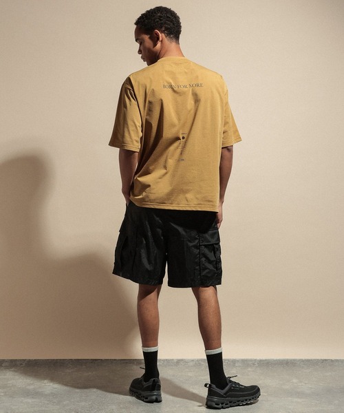 NUMERALS（ヌメラルズ）の「[NUMERALS]MESSAGE PRINT SHORT SLEEVE T-SHIRT（Tシャツ/カットソー・メンズ・ホワイト/キャメル/ブラック・LARGE/MEDIUM）」の14枚目の写真