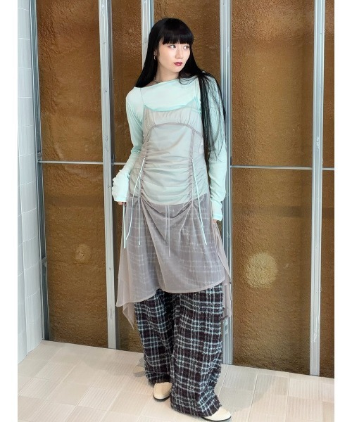 ELCHELE(エルチェレ)の「FILMY SHIRRING OP(ワンピース・レディース・ライトグレー/ベージュ・FREE)」の19枚目の写真