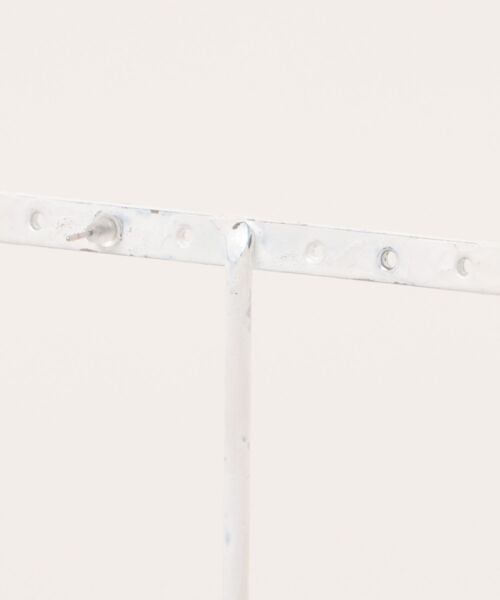 tone(トーン)の「【popochi】小粒 ピアス レジン シンプル 大人 上品 ミニピアス 軽量 デイリー キラキラ(MA)(ピアス(両耳用)・レディース・シルバー系/ゴールド系・FREE)」の4枚目の写真