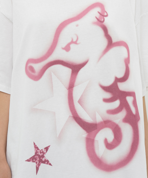 BFEEP(ビーピーピ)の「SEAHORSE BOXY TEE_WHITE(Tシャツ/カットソー・レディース・その他・FREE)」の3枚目の写真