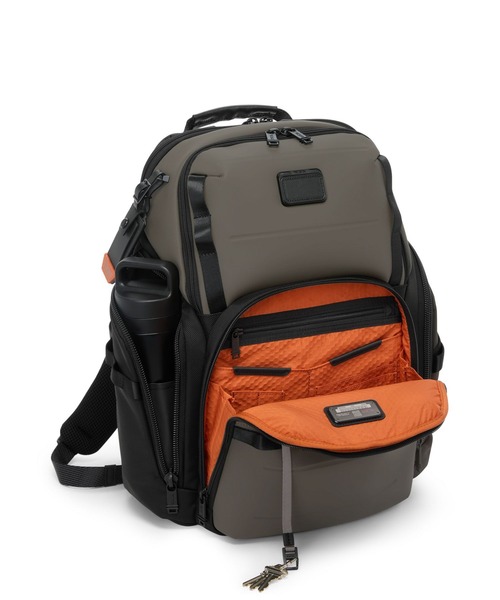 TUMI(トゥミ)の「ALPHA BRAVO 「サーチ」バックパック(A4/PC15インチまで対応)(バックパック/リュック・メンズ・ブラウン系その他・FREE)」の7枚目の写真