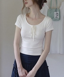 クルーネックリボン付きTシャツ