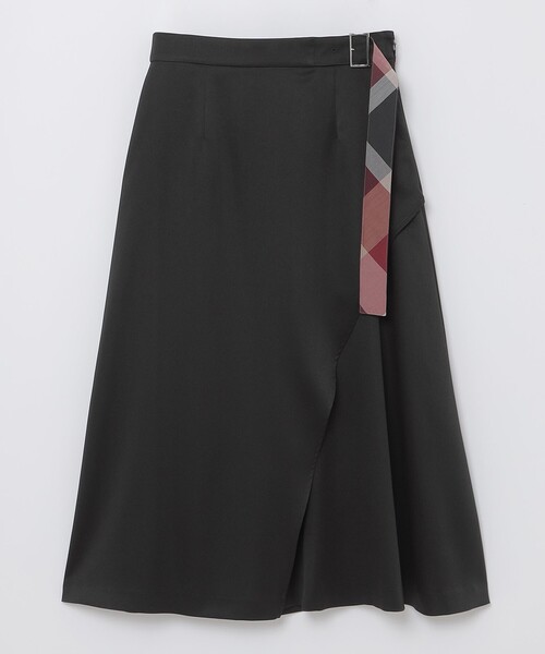 BLUE LABEL CRESTBRIDGE(ブルーレーベルクレストブリッジ)の「マットサテンアシンメトリースカート(スカート・レディース・ブラック/ホワイト/レッド・36/38)」の19枚目の写真