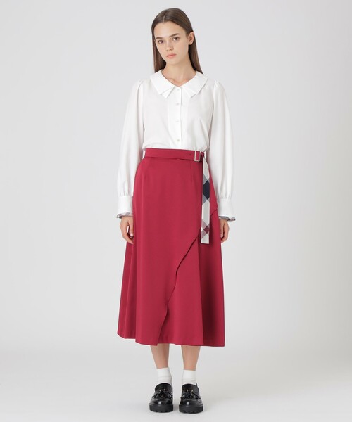 BLUE LABEL CRESTBRIDGE(ブルーレーベルクレストブリッジ)の「マットサテンアシンメトリースカート(スカート・レディース・ブラック/ホワイト/レッド・36/38)」の20枚目の写真