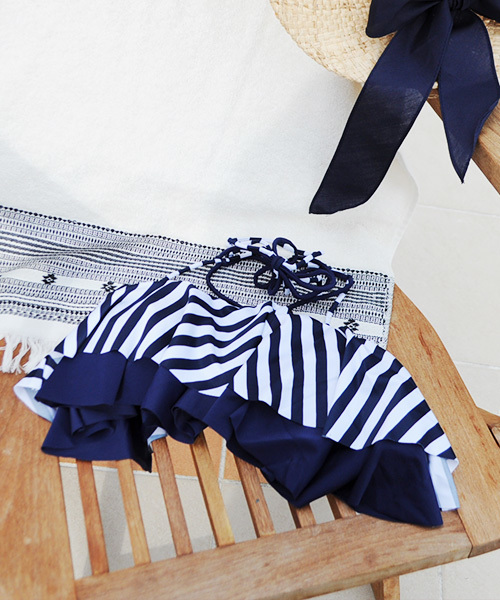 Luz Llena (philter)（ラズレナ　フィルター）の「[単品]配色ダブルフリル・ブラトップ/水着/3Dビキニ（水着・レディース・その他2/その他3/その他5/ホワイト×パープル/その他8/その他10/ピンク/その他1/その他6/その他4/その他7/その他9/ホワイト×ブルー/ブラック/ミント/ラベンダー・LARGE/SMALL/MEDIUM）」の8枚目の写真