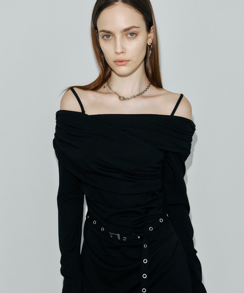 JOSE MOON(ジョゼムーン)の「OFF-SHOULDER DRAPE JERSEY DRESS/オフショルダードレープジャージドレス(ワンピース・レディース・ブラウン/ブラック・38/36)」の16枚目の写真