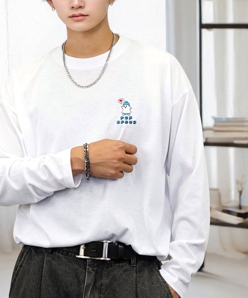 L'atelier(ラトリエ)の「ワイド 刺繍ワンポイント 長袖Tシャツ(Tシャツ/カットソー・メンズ・ホワイト系2/ホワイト系6/ホワイト系1/ホワイト系7/ホワイト系3/ブラック系3/ホワイト系5/ホワイト系4/ブラック系7/ブラック系6/ブラック系4/ブラック系5/ブラック系2/ブラック系1・L/M)」の4枚目の写真