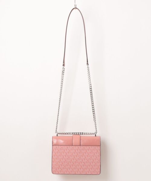 MICHAEL KORS(マイケルコース)の「GREENWICH SM FLAP XBODY(ショルダーバッグ・レディース・ピンク系・FREE)」の2枚目の写真