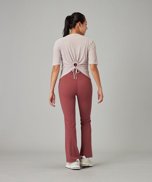 Chacott（チャコット）の「シアーワッフルハーフスリーブTシャツ（その他トップス・レディース・グレイッシュベージュ・M/L）」の3枚目の写真