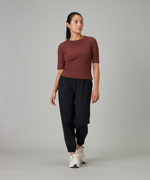 Chacott（チャコット）の「シアーワッフルハーフスリーブTシャツ（その他トップス・レディース・グレイッシュベージュ・M/L）」の8枚目の写真
