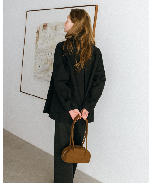 MARHEN.J（マルヘンジェイ）の「[海外限定] アラ スウェード ショルダーバッグ（ショルダーバッグ・レディース・ブラウン/ベビーピンク・FREE）」の3枚目の写真