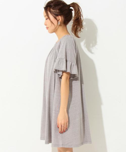 Another Edition（アナザーエディション）の「【WEB店舗限定】オフショルダーチュニックワンピース/ aeBFC オフショル チュニック OP◆（ワンピース・レディース・ブラック/ライトグレー/レッド・フリー）」の5枚目の写真