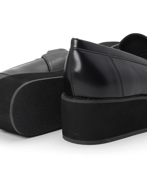 PUNYUS（プニュズ）の「チェーンローファー（ローファー・レディース・ブラック・2/1/4/3）」の8枚目の写真