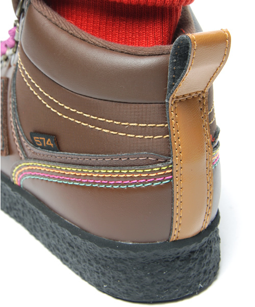 BEAUTY&YOUTH UNITED ARROWS（ビューティーアンドユースユナイテッドアローズ）の「BY new balance WRC574B ハイカットスニーカー（スニーカー・レディース・グレー/ダークブラウン・23cm/24.5cm/23.5cm/24cm）」の5枚目の写真