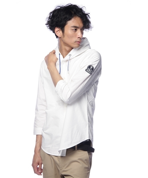 alcali（アルカリ）の「FIDELITY /  フード付ブラウス（シャツ/ブラウス・メンズ・ホワイト/ネイビー・2/3/4）」の2枚目の写真
