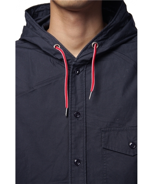 alcali（アルカリ）の「FIDELITY /  フード付ブラウス（シャツ/ブラウス・メンズ・ホワイト/ネイビー・2/3/4）」の5枚目の写真