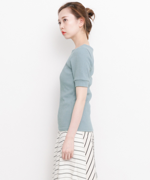 KBF（ケイビーエフ）の「KBF RIBボートネックTEE（Tシャツ/カットソー・レディース・ピンク/グレー系その他/ライトブルー/ブラック/レッド系その他・ONE）」の7枚目の写真