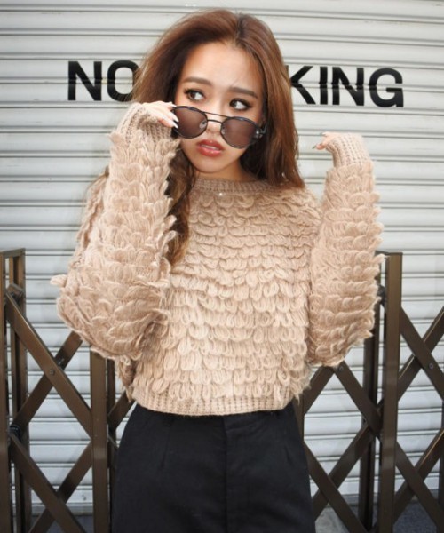 EGOIST(エゴイスト)の「ループ編みニットトップ(ニット/セーター・レディース・ブラック/グリーン/ベージュ/グレー・FREE)」の3枚目の写真