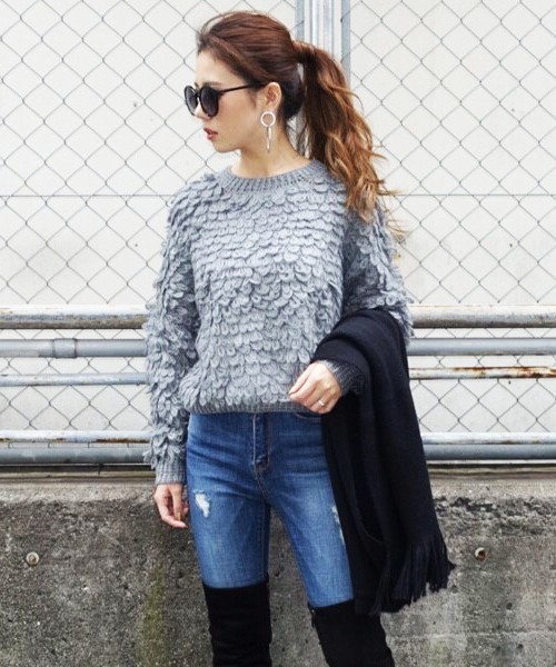 EGOIST(エゴイスト)の「ループ編みニットトップ(ニット/セーター・レディース・ブラック/グリーン/ベージュ/グレー・FREE)」の2枚目の写真